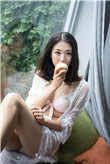 和山村女娃玩牝户